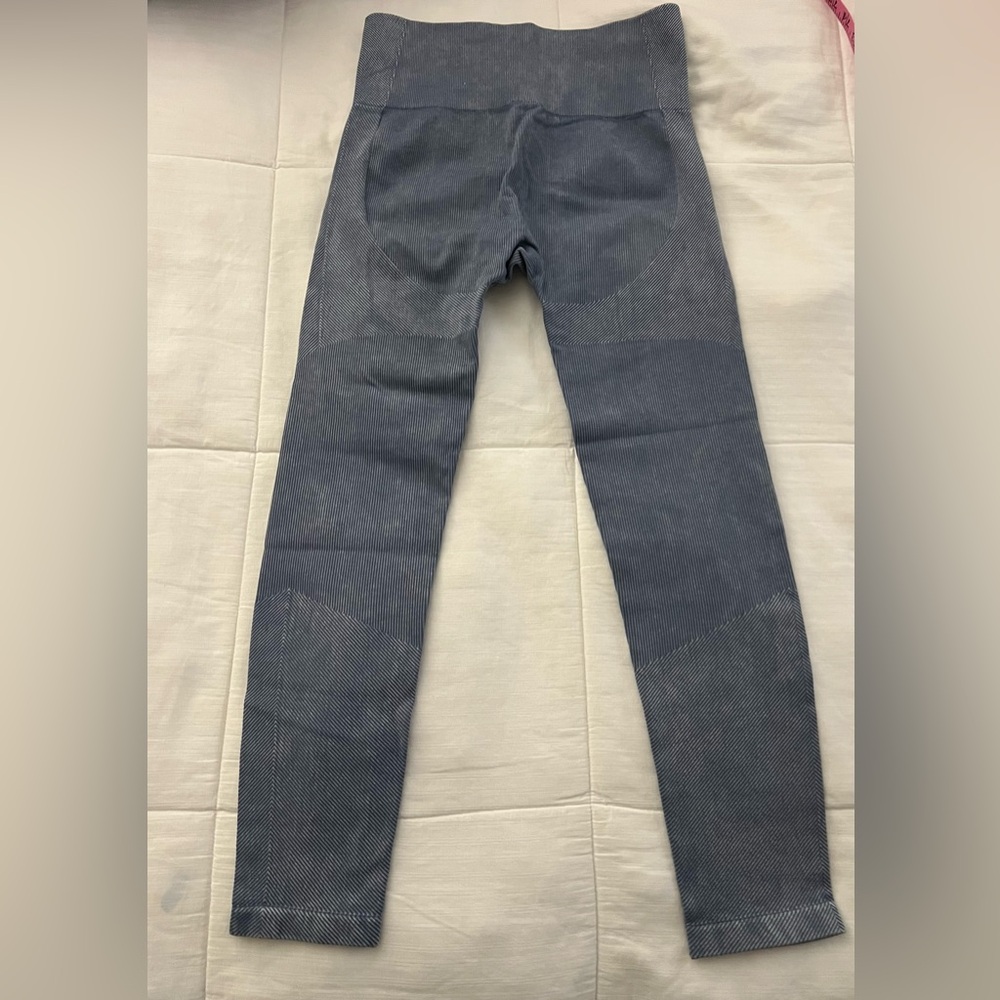 JoyLab Ribbed Gray Leggings - Picture 2 of 6